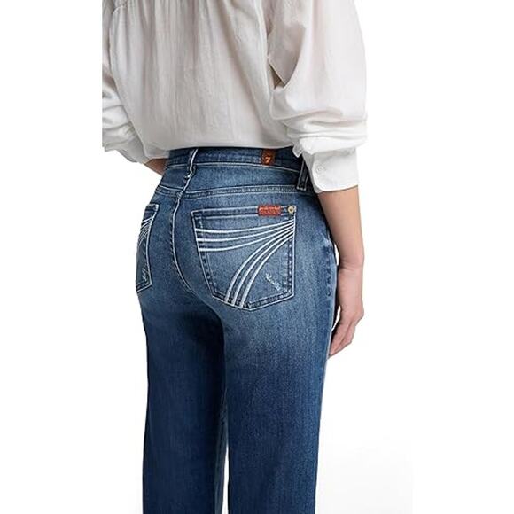 7 For All Mankind Tailorless Dojo Regular Fit Denim Flared Jeans in Lake Blue - Picture 3 of 14